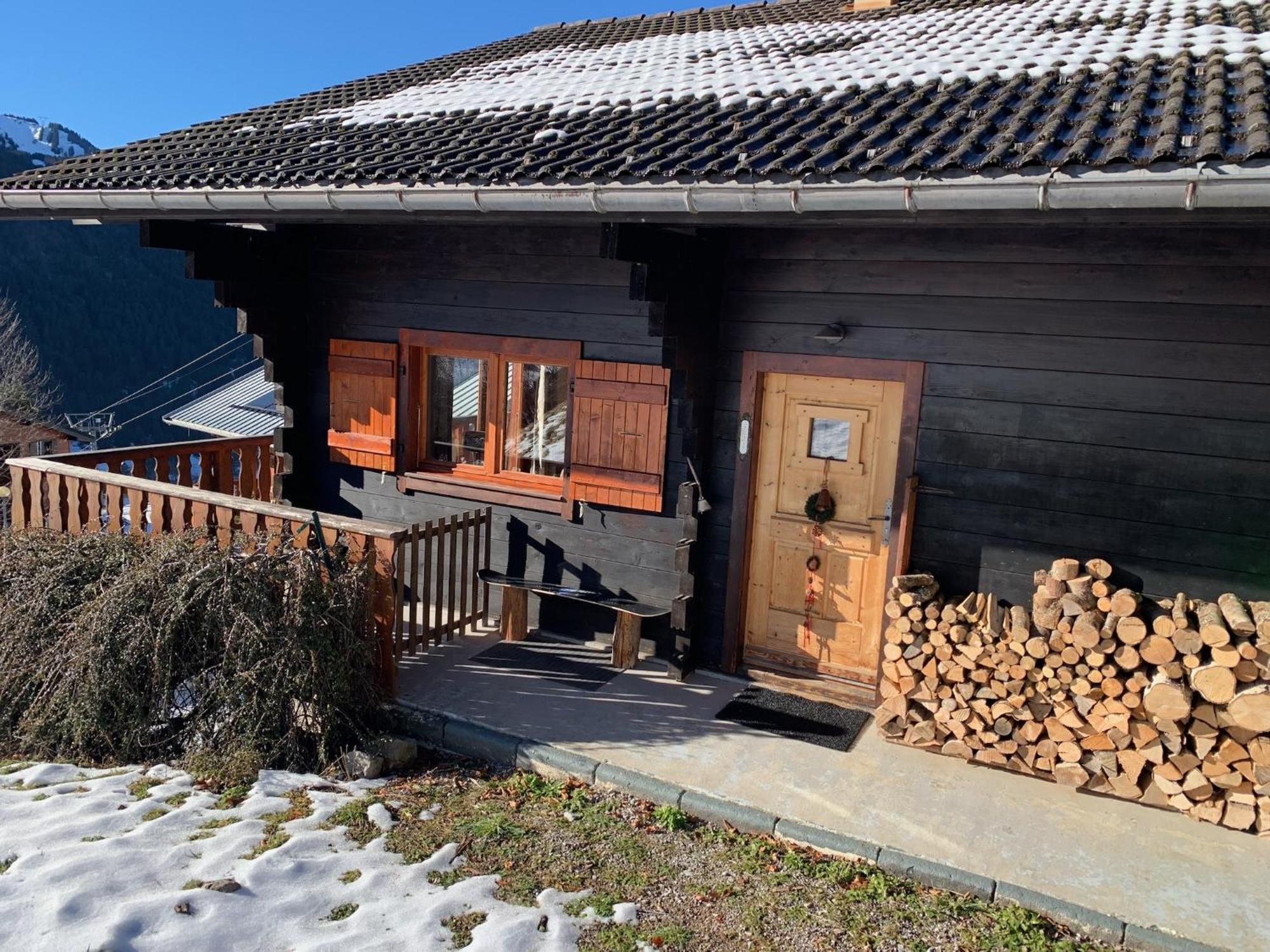 Charming, Cosy Chalet Nestled In A Breathtaking Surrounding With Spectacular, Stunning Mountain Views La Chapelle-d'Abondance Exterior foto