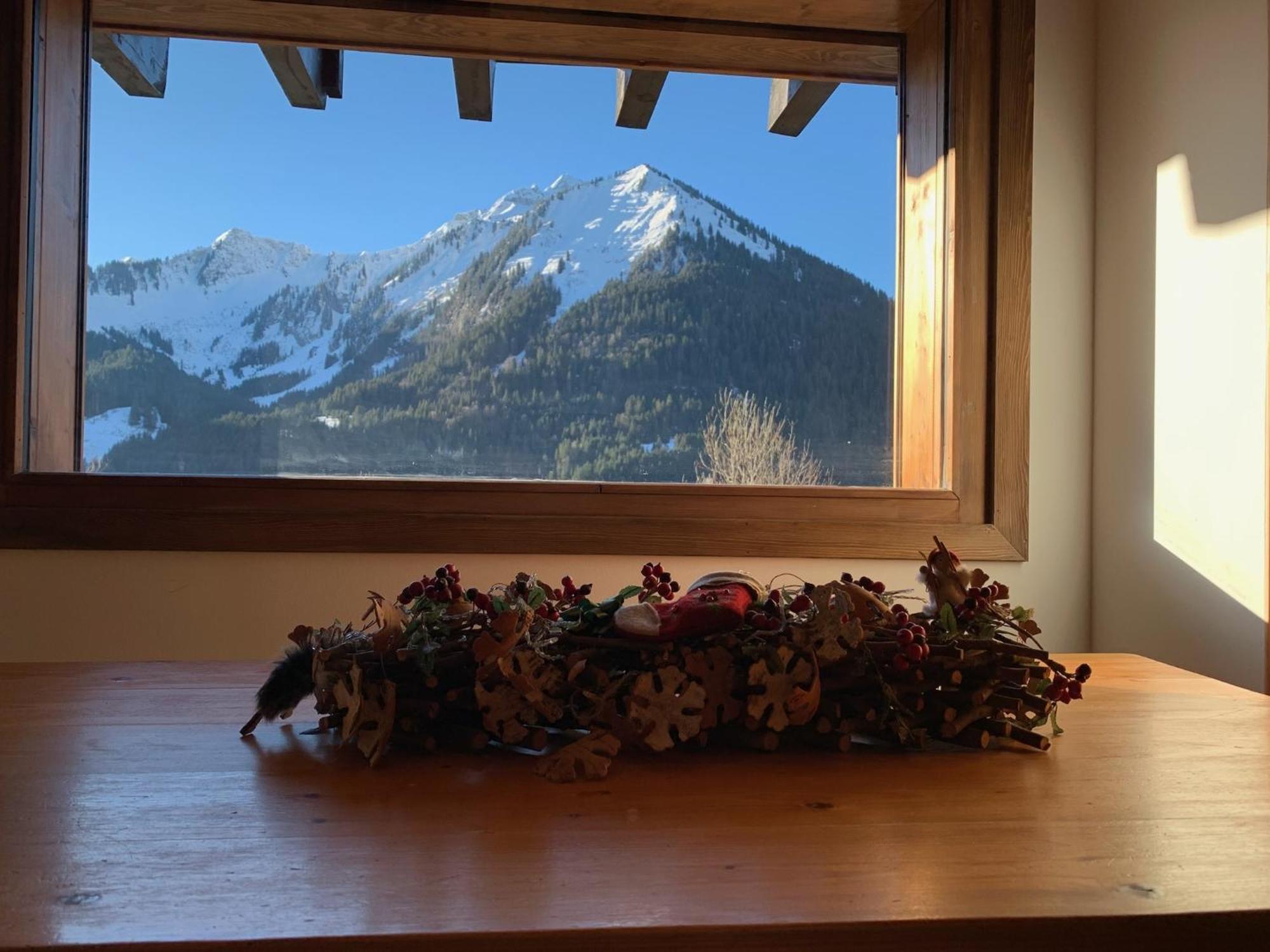 Charming, Cosy Chalet Nestled In A Breathtaking Surrounding With Spectacular, Stunning Mountain Views La Chapelle-d'Abondance Exterior foto